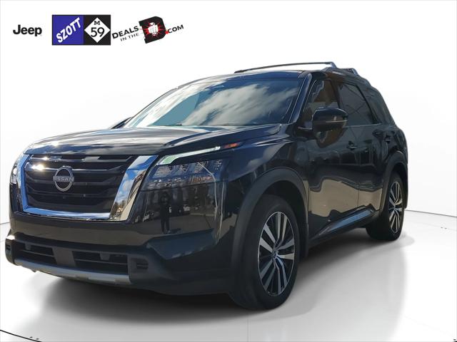 2025 Nissan Pathfinder Platinum 4WD