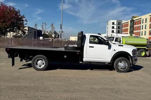 2026 RAM 5500 Chassis RAM 5500 TRADESMAN CHASSIS REGULAR CAB 4X4 84 CA