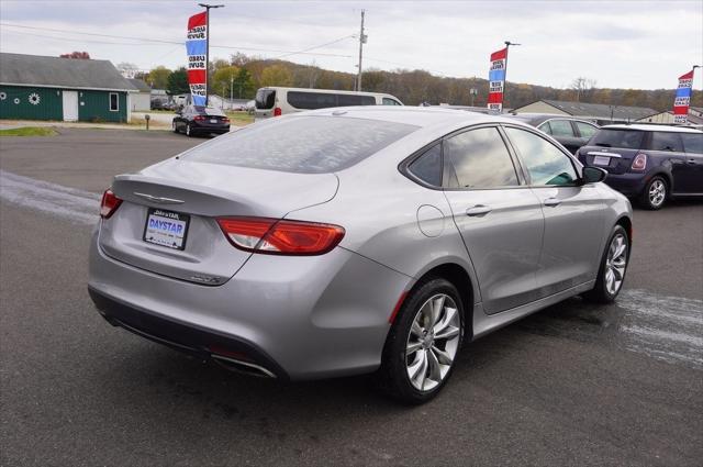 2015 Chrysler 200 S 2015 Chrysler 200 S