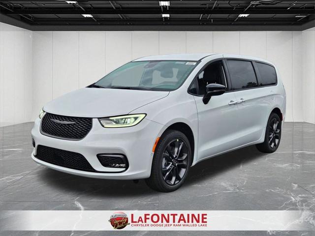 2026 Chrysler Pacifica PACIFICA SELECT AWD 2026 Chrysler Pacifica PACIFICA SELECT AWD