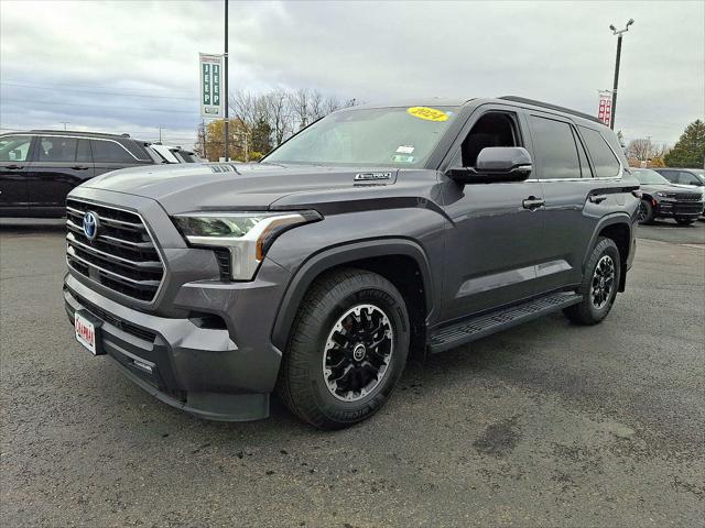 2024 Toyota Sequoia SR5 2024 Toyota Sequoia SR5