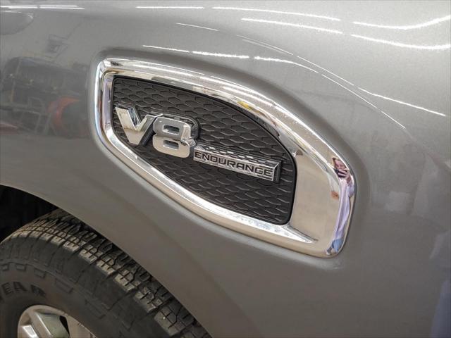 2017 Nissan TITAN SV 2017 Nissan TITAN SV