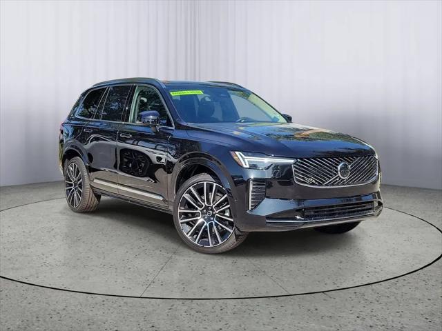 2026 Volvo XC90 Plus, B5 AWD Gas (mild hybrid), Gasoline, Bright, 7 Seats for sale in Fort Myers, FL