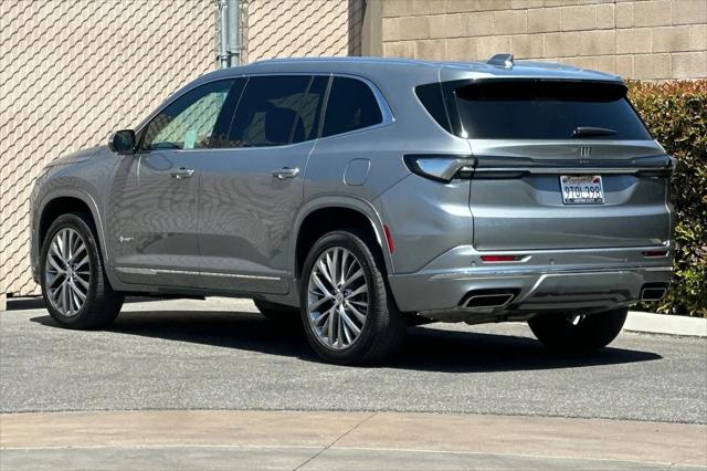 2025 Buick Enclave Avenir FWD