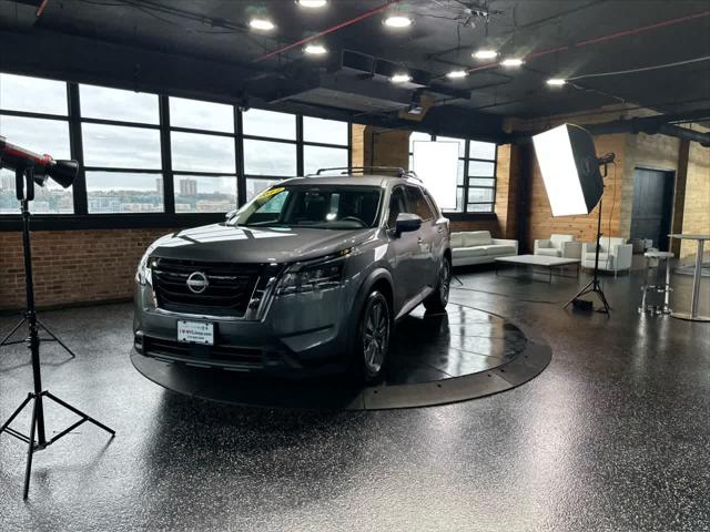 2022 Nissan Pathfinder SV 4WD