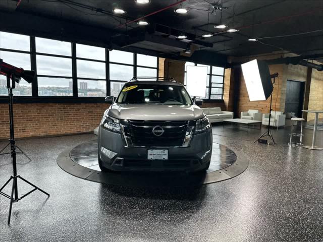 2022 Nissan Pathfinder SV 4WD