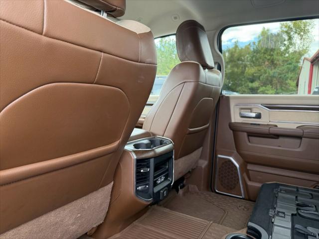 2023 RAM 3500 Laramie Crew Cab 4x4 64 Box 2023 RAM 3500 Laramie Crew Cab 4x4 64 Box