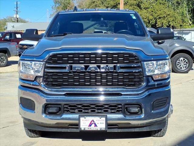 2022 RAM 3500 Big Horn Crew Cab 4x4 8 Box