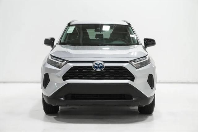 2024 Toyota RAV4 Hybrid LE