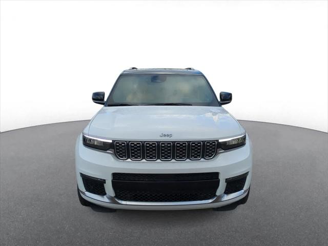 2022 Jeep Grand Cherokee L Summit 4x4 2022 Jeep Grand Cherokee L Summit 4x4