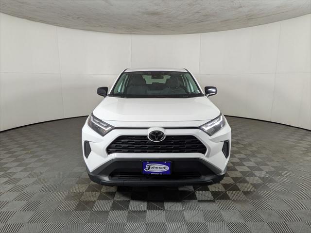 2024 Toyota RAV4 LE 2024 Toyota RAV4 LE