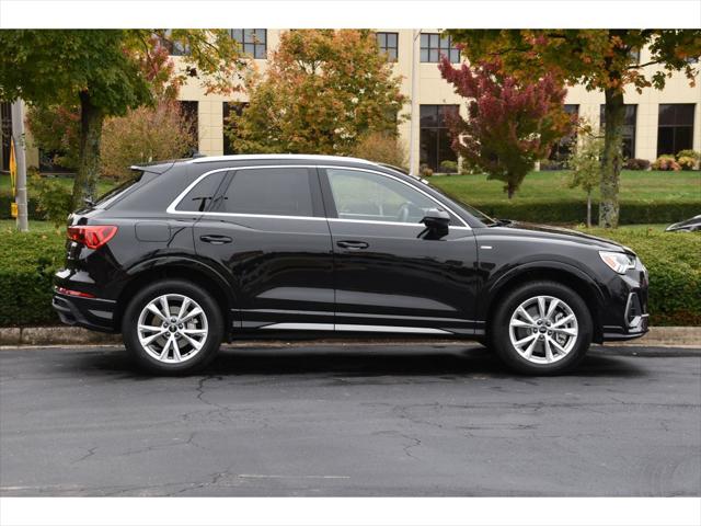 2025 Audi Q3 Premium 45 TFSI S line quattro Tiptronic 2025 Audi Q3 Premium 45 TFSI S line quattro Tiptronic