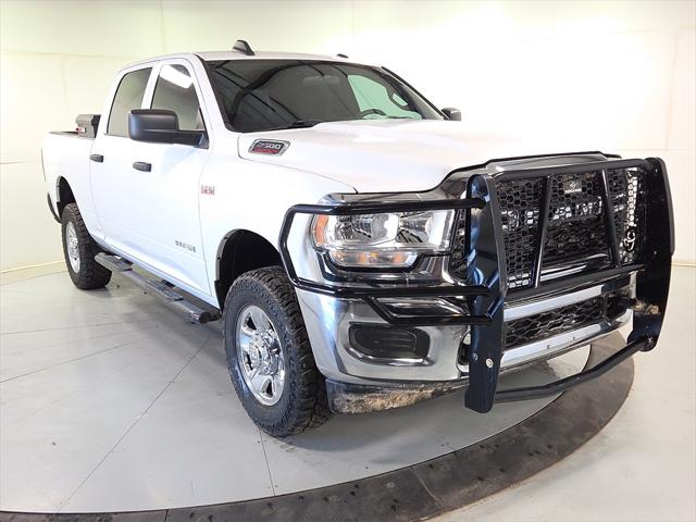 2022 RAM 2500 Tradesman Crew Cab 4x4 64 Box
