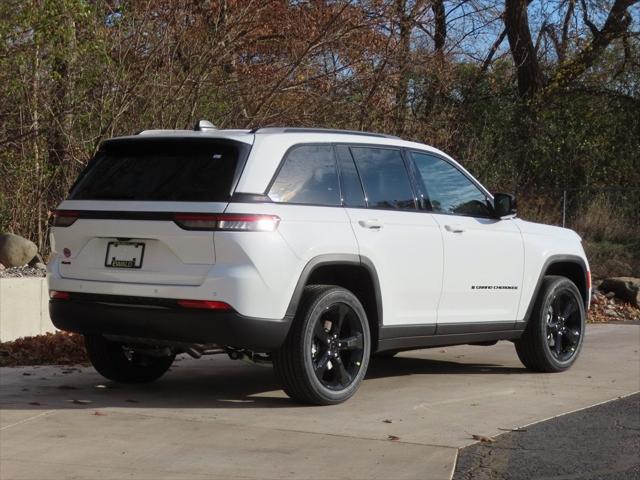 2025 Jeep Grand Cherokee GRAND CHEROKEE ALTITUDE X 4X4 2025 Jeep Grand Cherokee GRAND CHEROKEE ALTITUDE X 4X4