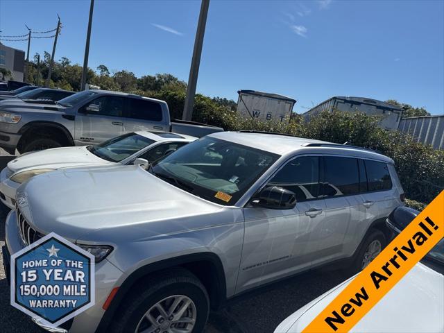 2023 Jeep Grand Cherokee L Laredo 4x2