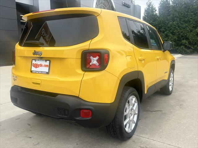 2023 Jeep Renegade Latitude 4x4 2023 Jeep Renegade Latitude 4x4