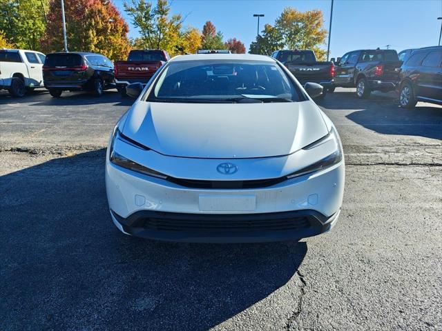 2025 Toyota Prius LE