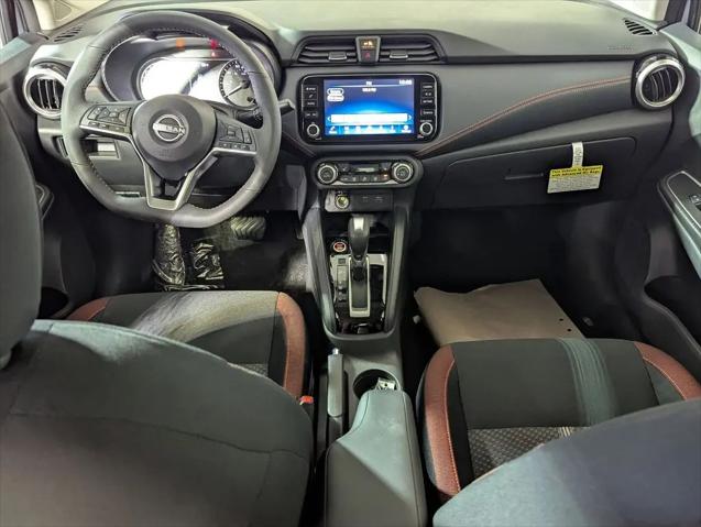 2025 Nissan Versa 1.6 SR
