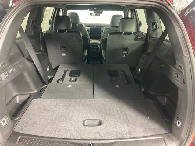 2025 Jeep Grand Cherokee L Altitude 4x4