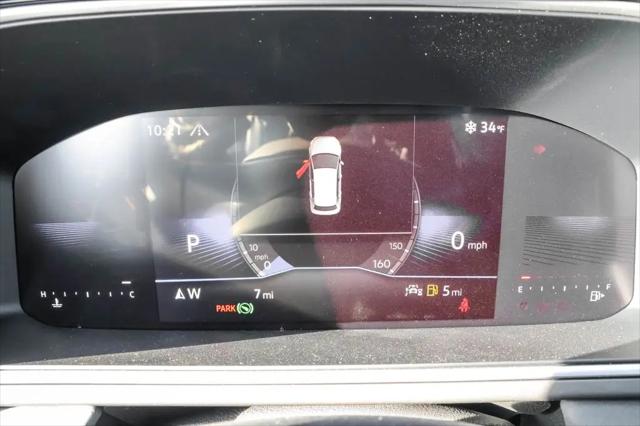 2026 Volkswagen Taos SE Black