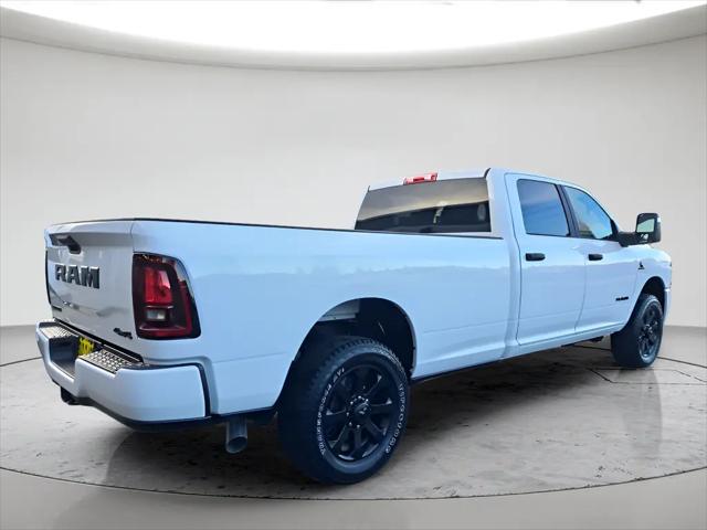 2026 Ram 3500 Big Horn Crew Cab 4x4 8' Box