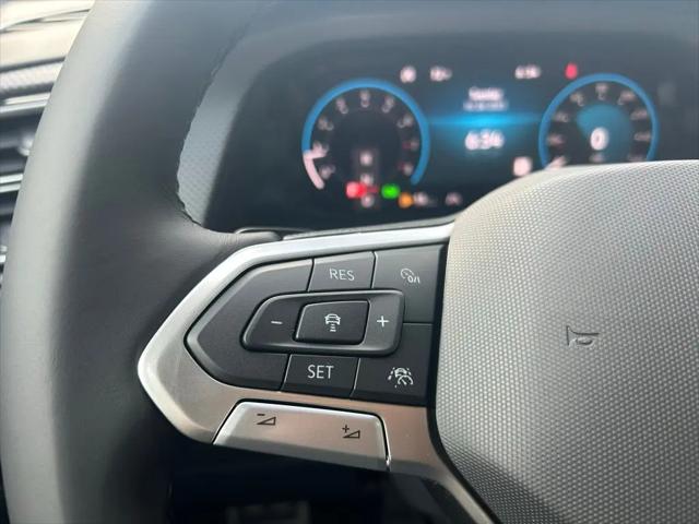 2026 Volkswagen Atlas Cross Sport SEL R-Line Black