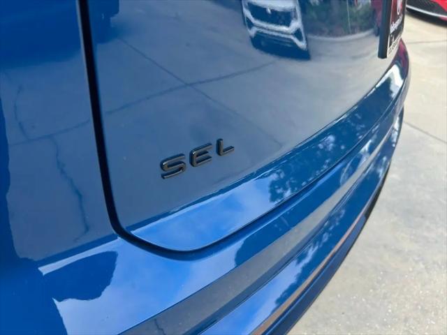 2026 Volkswagen Atlas Cross Sport SEL R-Line Black