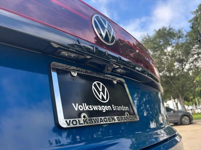 2026 Volkswagen Atlas Cross Sport SEL R-Line Black