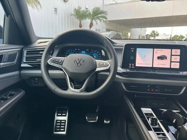 2026 Volkswagen Atlas Cross Sport SEL R-Line Black