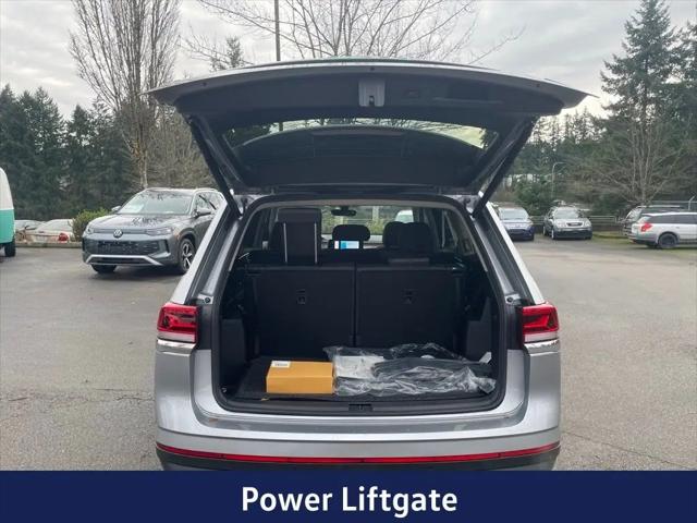 2026 Volkswagen Atlas SE with Technology