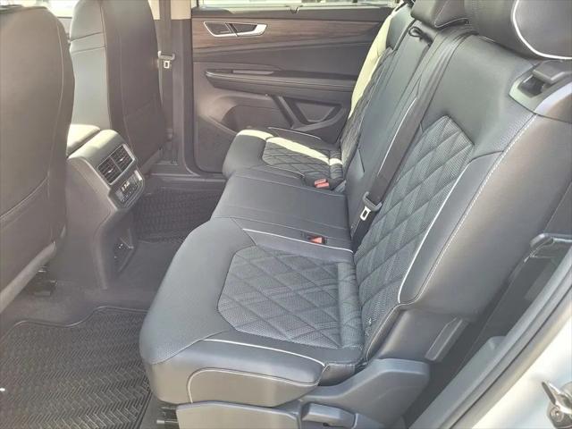 2026 Volkswagen Atlas SEL Premium R-Line