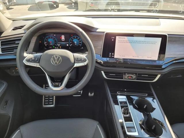 2026 Volkswagen Atlas SEL Premium R-Line
