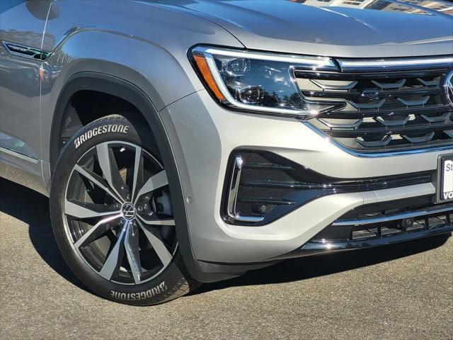2026 Volkswagen Atlas Cross Sport SEL Premium R-Line