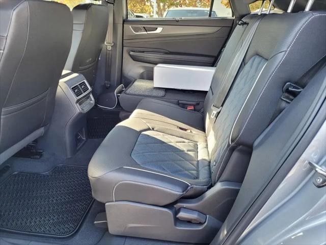 2026 Volkswagen Atlas Cross Sport SEL Premium R-Line