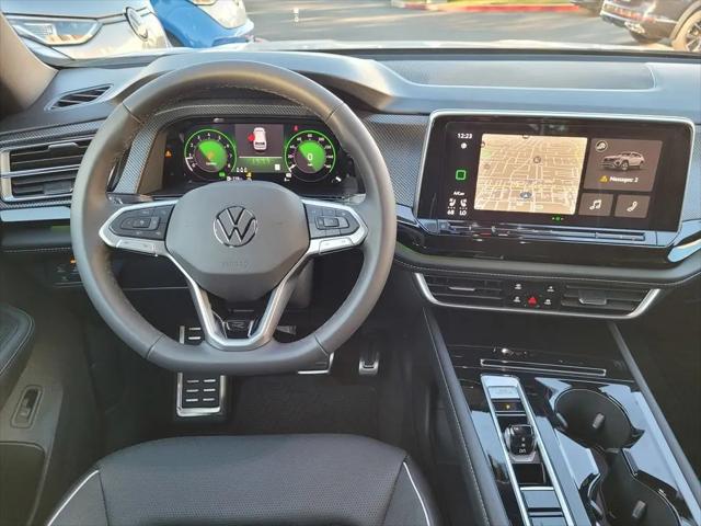 2026 Volkswagen Atlas Cross Sport SEL Premium R-Line