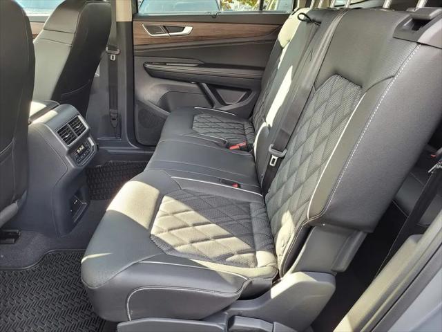 2026 Volkswagen Atlas SEL Premium R-Line