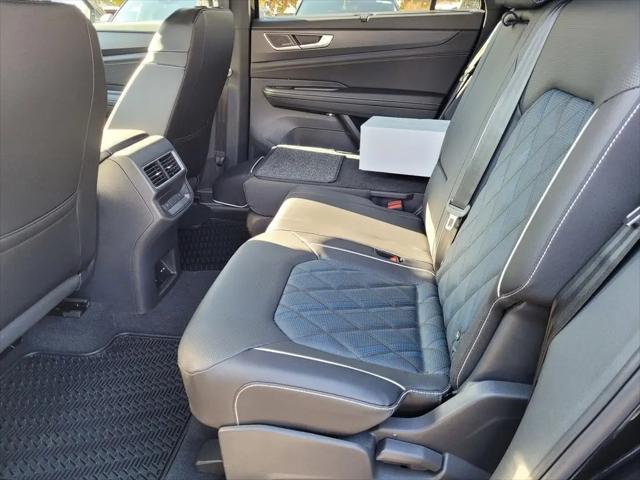 2026 Volkswagen Atlas Cross Sport SEL Premium R-Line