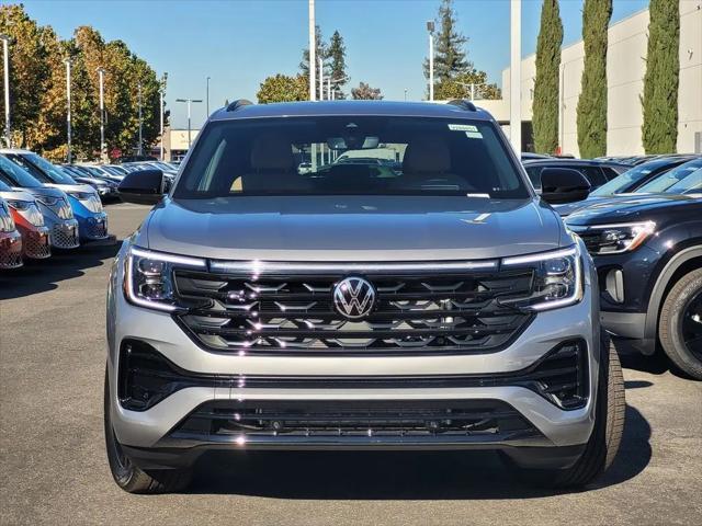2026 Volkswagen Atlas Cross Sport SEL R-Line Black