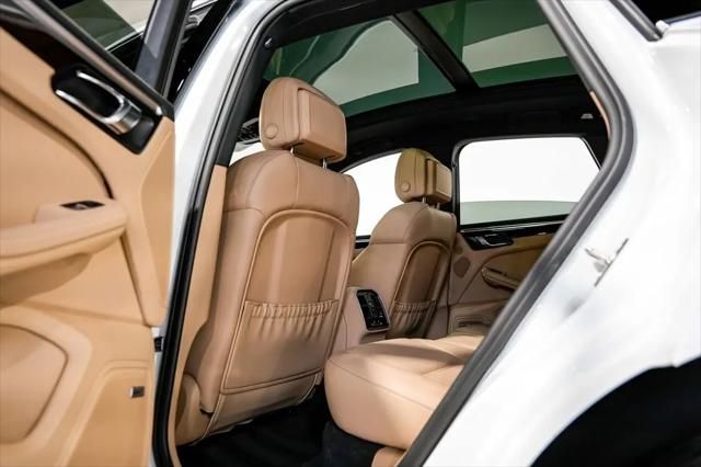 2023 Porsche Macan S