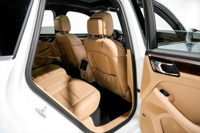 2023 Porsche Macan S