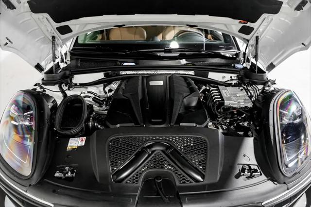 2023 Porsche Macan S