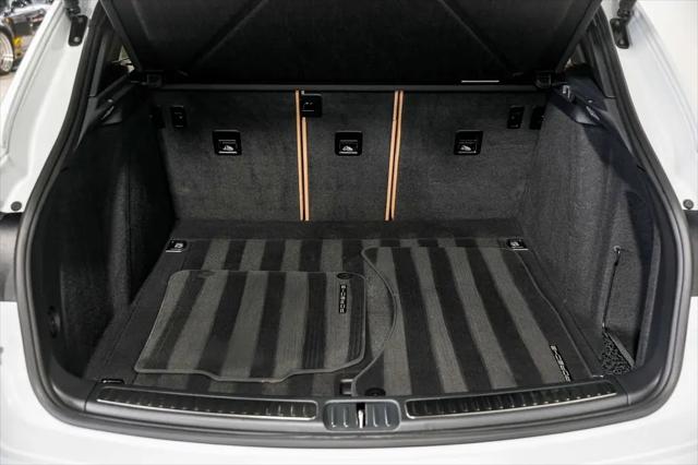 2023 Porsche Macan S