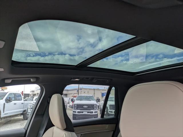 2026 Volvo XC90 Plus, B6 AWD Gas mild hybrid, Gasoline, Bright, 7 Seats