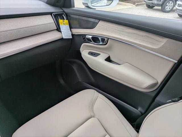 2026 Volvo XC90 Plus, B6 AWD Gas mild hybrid, Gasoline, Bright, 7 Seats