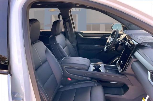 2026 GMC Acadia Elevation FWD