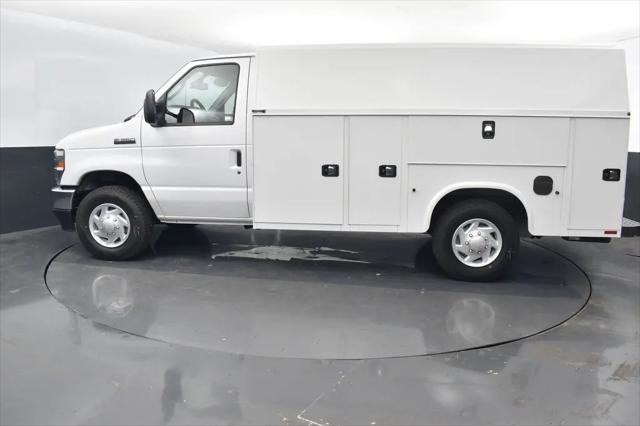 2026 Ford E-350 Cutaway E-Series Cutaway