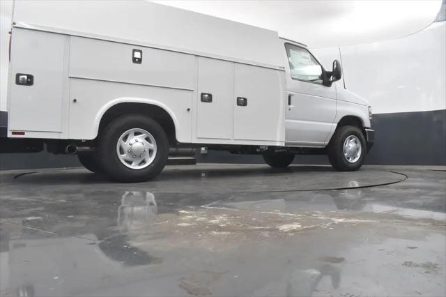 2026 Ford E-350 Cutaway E-Series Cutaway