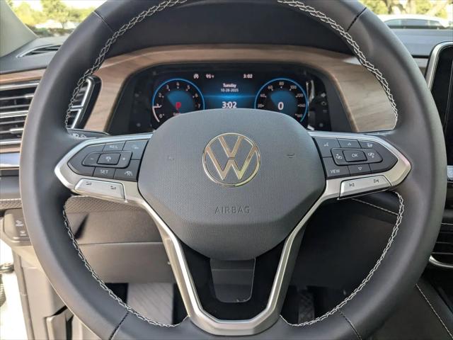 2026 Volkswagen Atlas SE with Technology