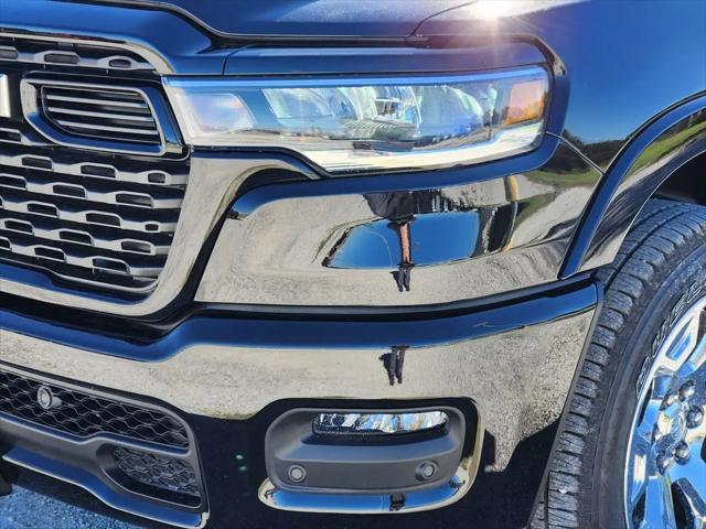 2026 Ram 1500 Lone Star Crew Cab 4x4 5'7" Box