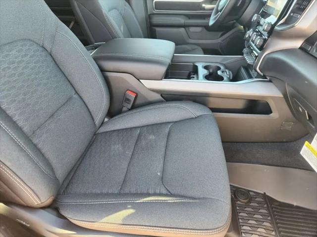 2026 Ram 1500 Lone Star Crew Cab 4x4 5'7" Box
